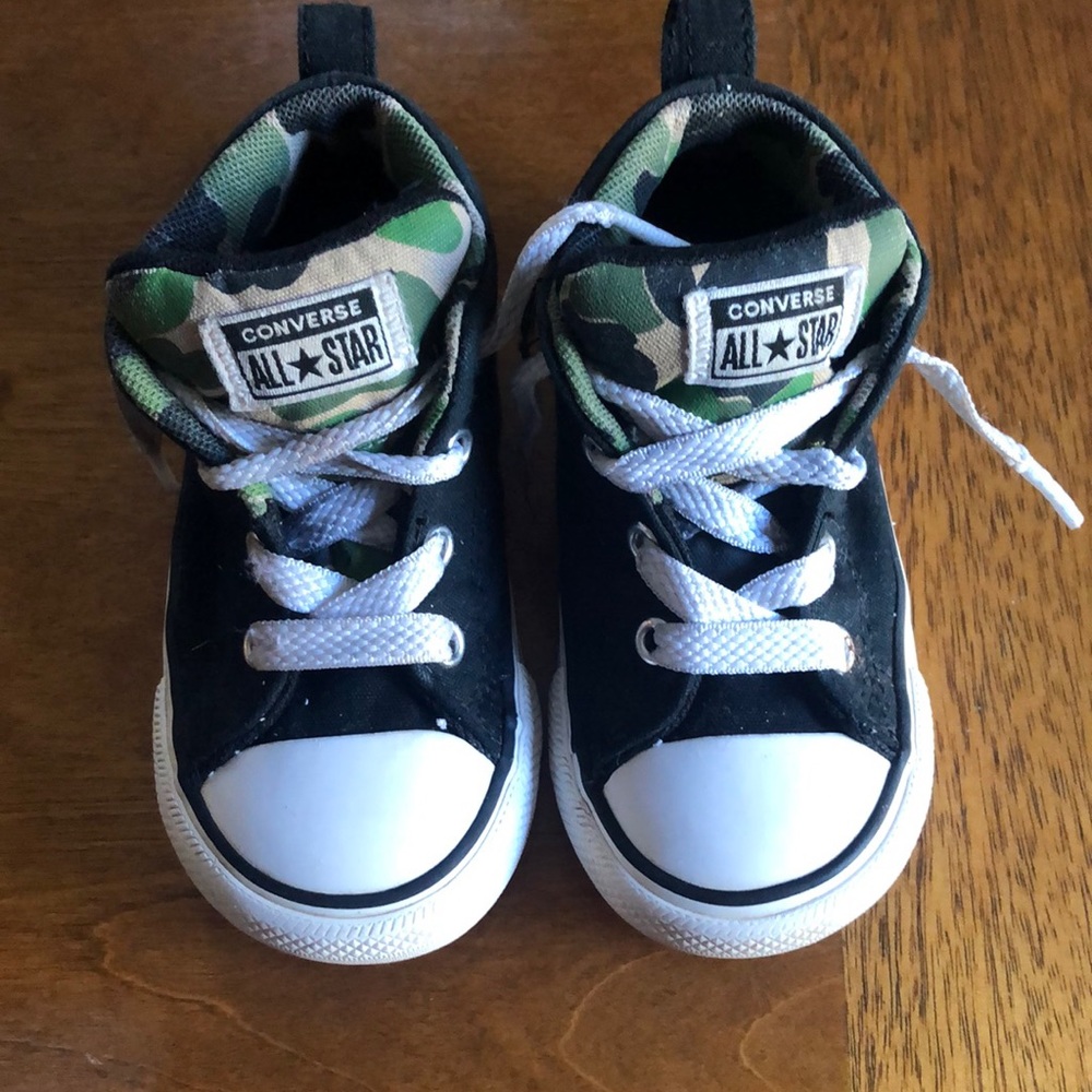 Converse toddler s6